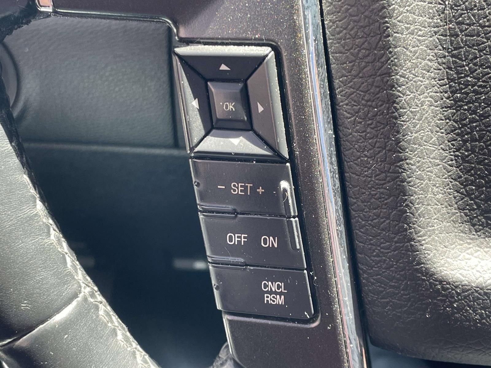 Used 2015 Lincoln Navigator 4WD image 24