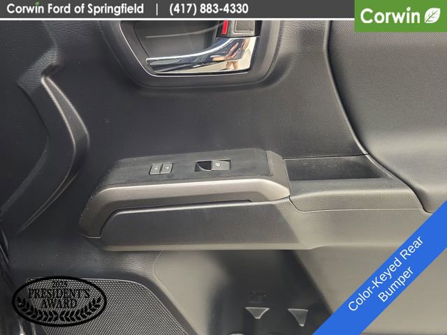 Used 2021 Toyota Tacoma TRD Sport w/ Technology Package RWD image 11