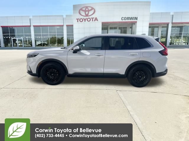 Used 2023 Honda CR-V EX image 2