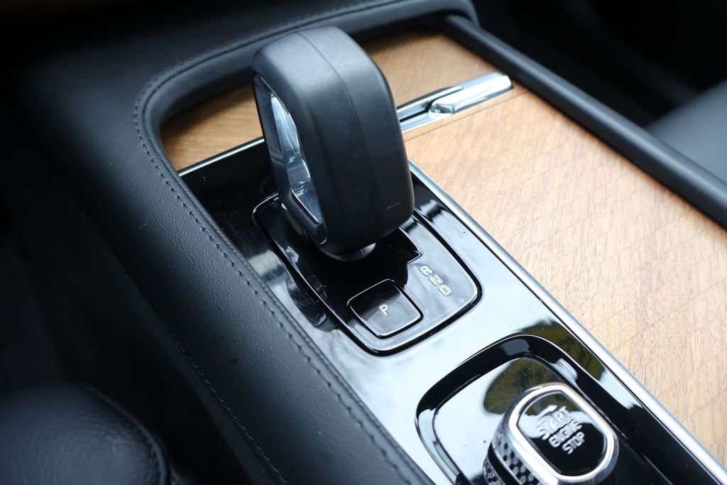 Used 2024 Volvo XC90 B6 Plus w/ Protection Package Premier image 21