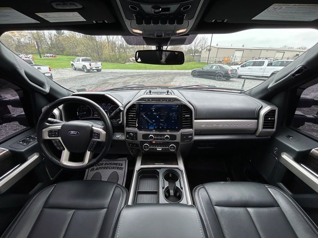 Used 2022 Ford F250 Lariat w/ Black Appearance Package image 3