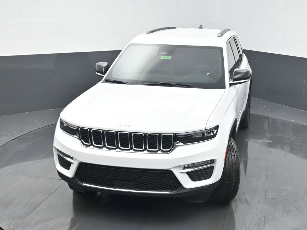 New 2025 Jeep Grand Cherokee Limited w/ Trailer Tow Package image 40