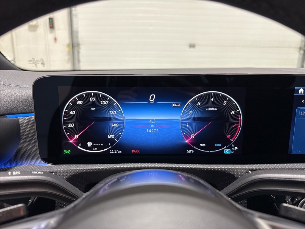 Used 2025 Mercedes-Benz CLA 250 4MATIC w/ Exclusive Package image 25