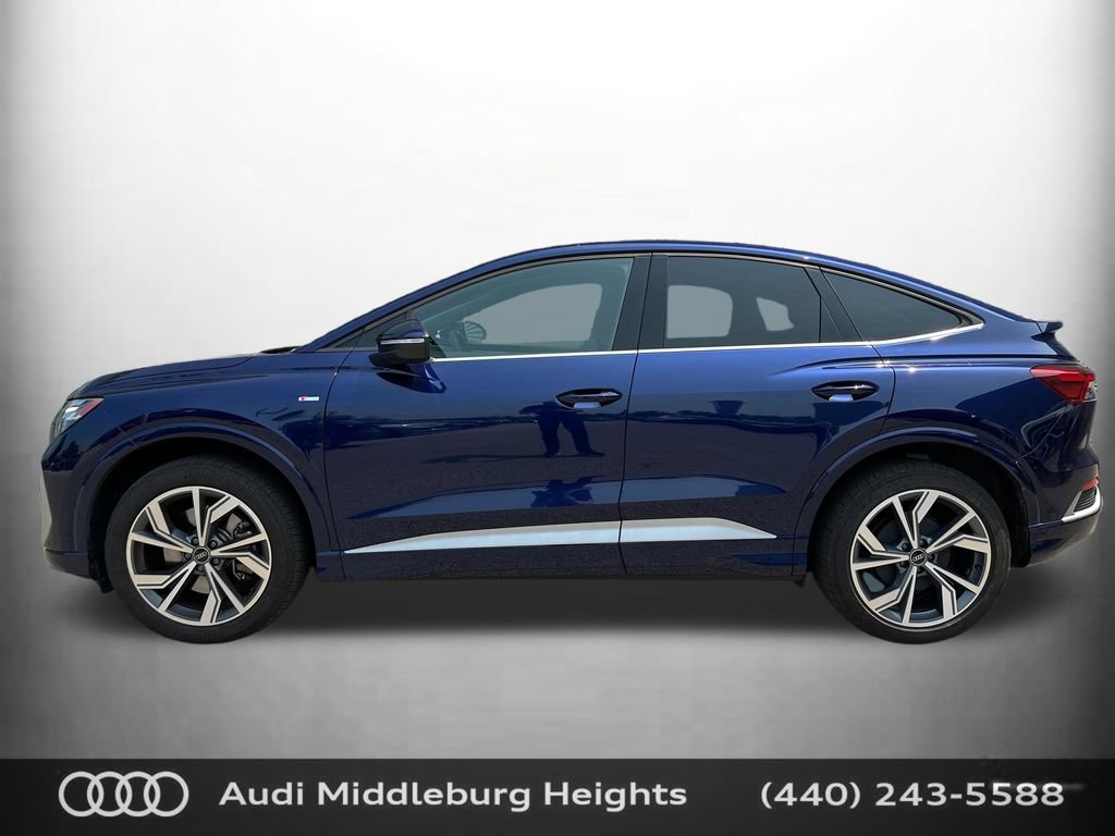 Used 2023 Audi Q4 e-tron Prestige AWD/4WD image 5