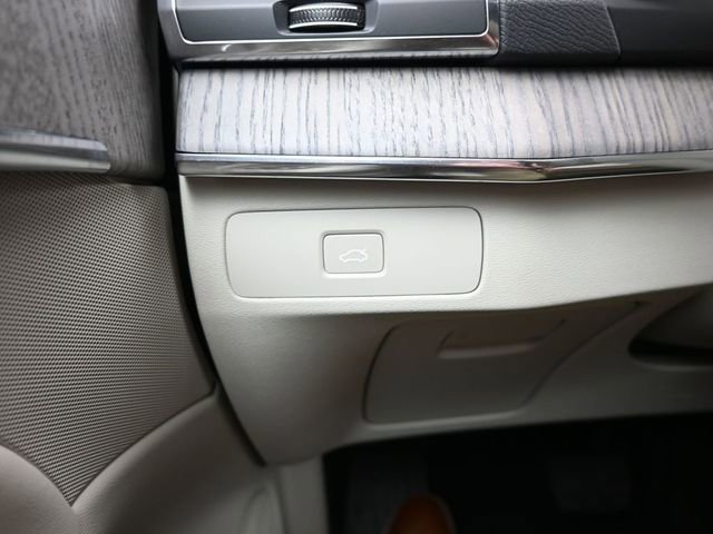 Used 2023 Volvo XC90 B6 Core w/ Climate Package image 26