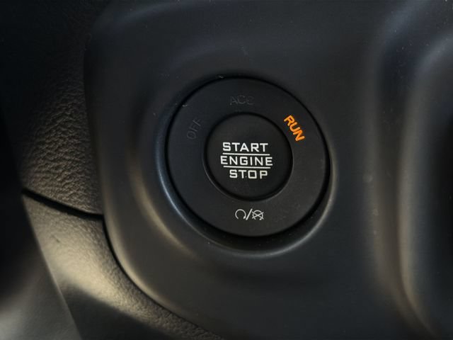 Used 2021 Jeep Gladiator Mojave AWD/4WD image 32