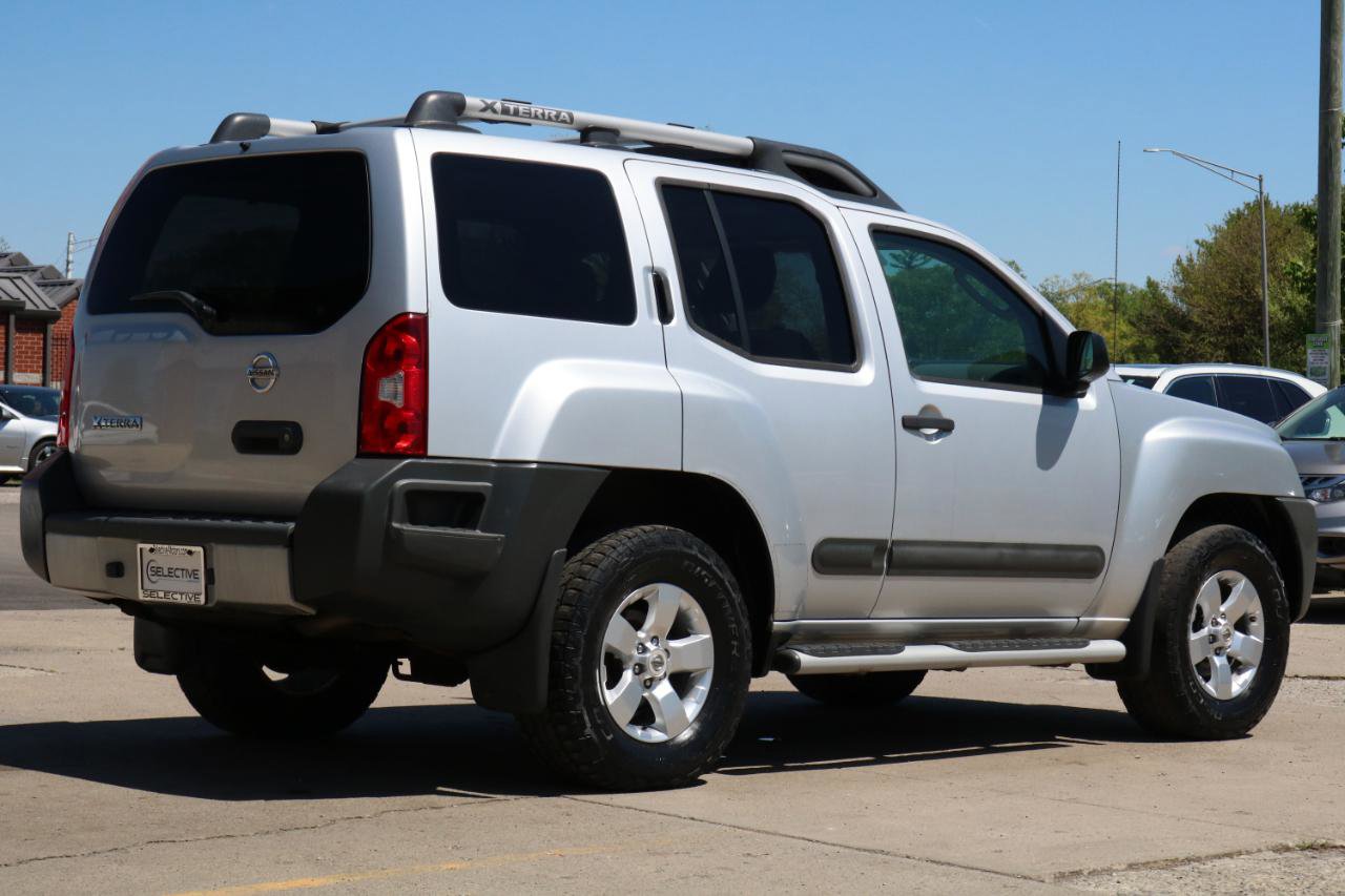 Used 2011 Nissan Xterra S AWD/4WD image 8