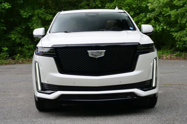 Used 2022 Cadillac Escalade Sport w/ Touring Package AWD/4WD image 5