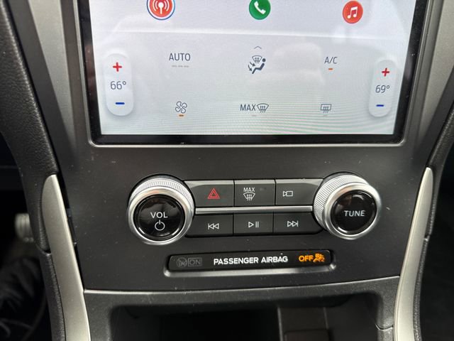 Certified 2024 Ford Edge SE image 25