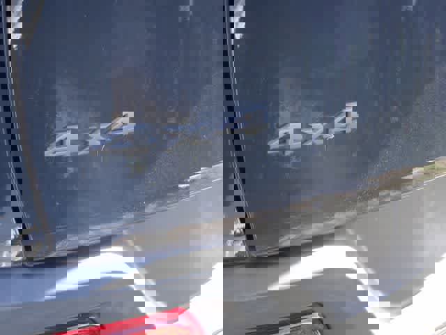 Used 2017 Jeep Cherokee Trailhawk image 8