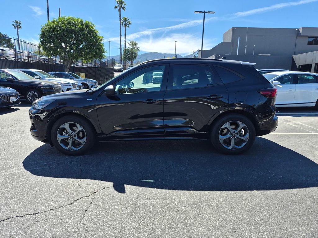 Used 2024 Ford Escape ST-Line image 4