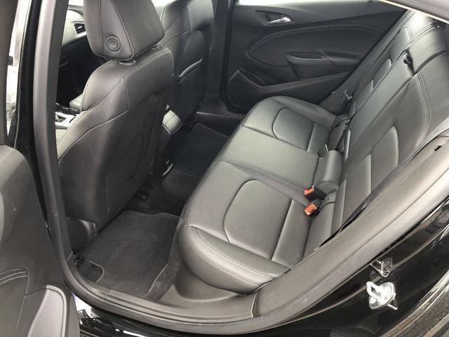 Used 2018 Chevrolet Cruze Premier FWD image 7