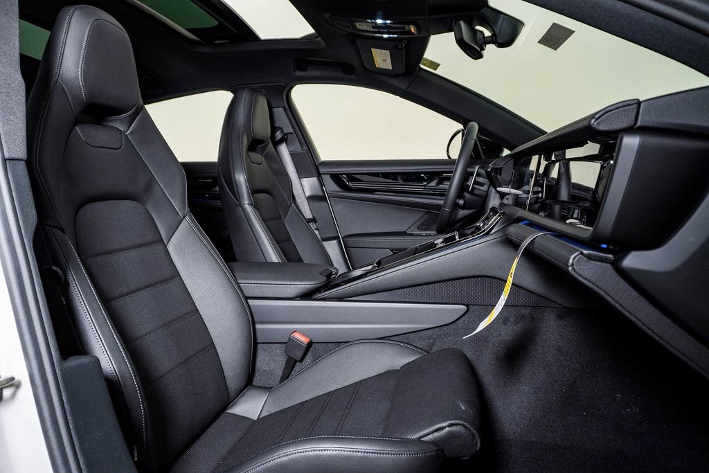 New 2026 Porsche Panamera 4 AWD/4WD image 15