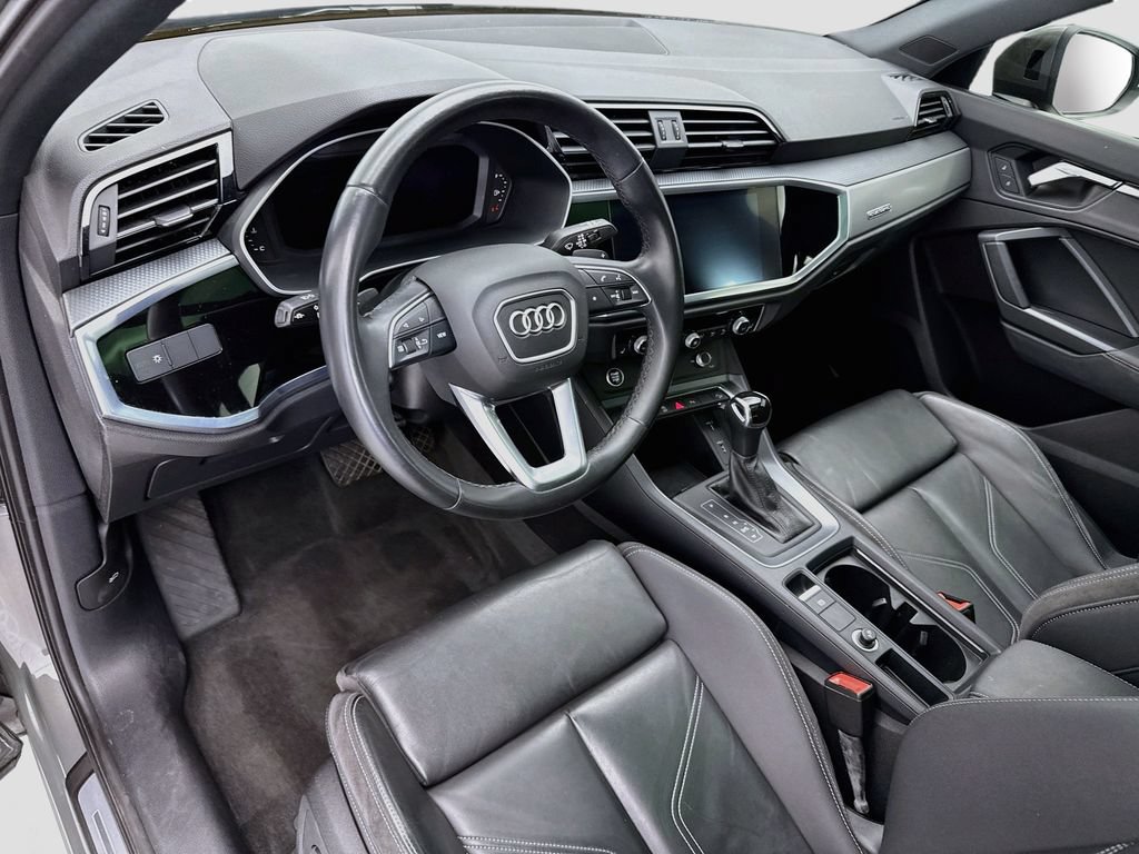 Used 2021 Audi Q3 2.0T Premium w/ Convenience Package AWD/4WD image 9