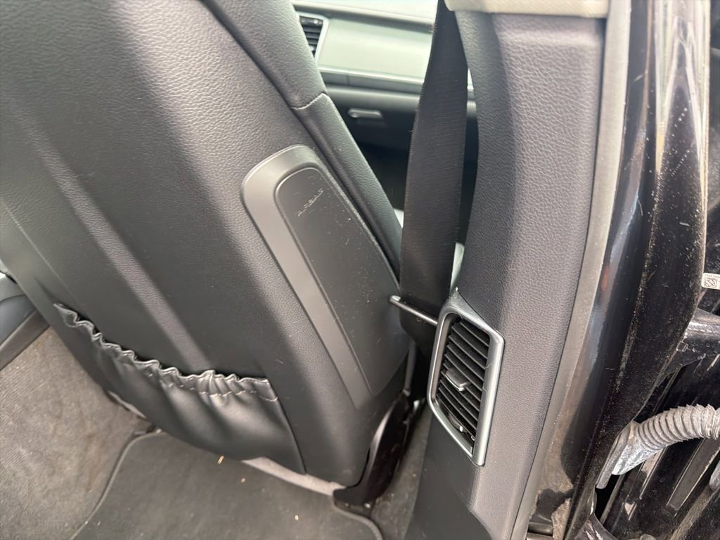 Used 2015 Porsche Panamera 4 AWD/4WD image 70