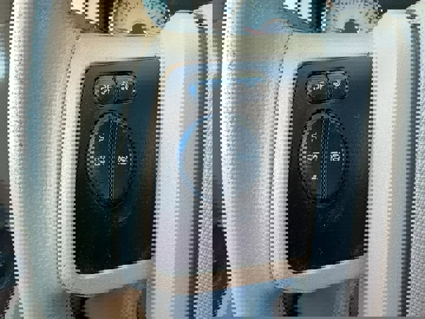 Used 2013 Ford Expedition EL XLT image 25