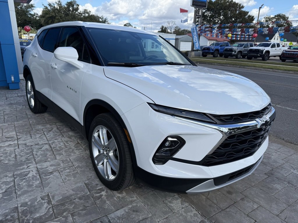 New 2026 Chevrolet Blazer LT w/ LPO, Black Sport Package image 3
