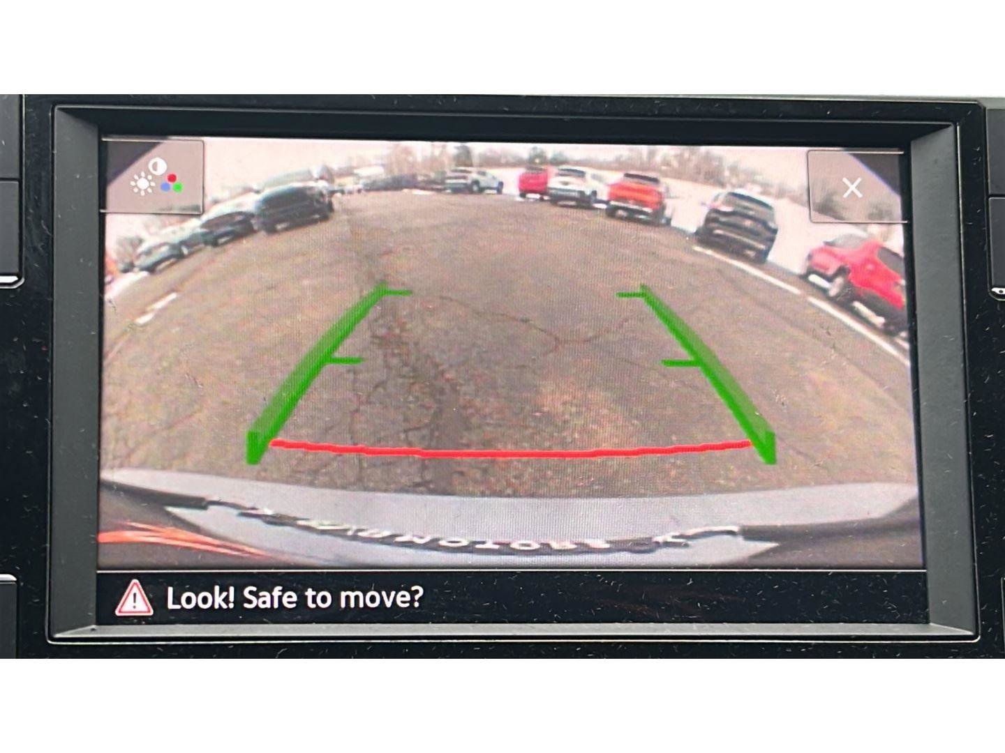 Used 2021 Volkswagen Tiguan S image 17