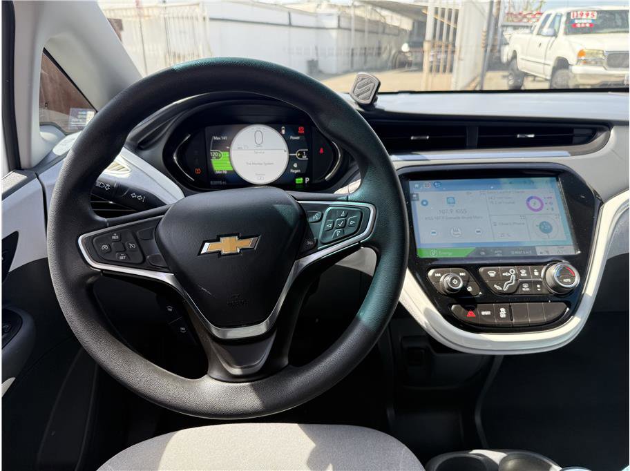 Used 2017 Chevrolet Bolt LT image 9