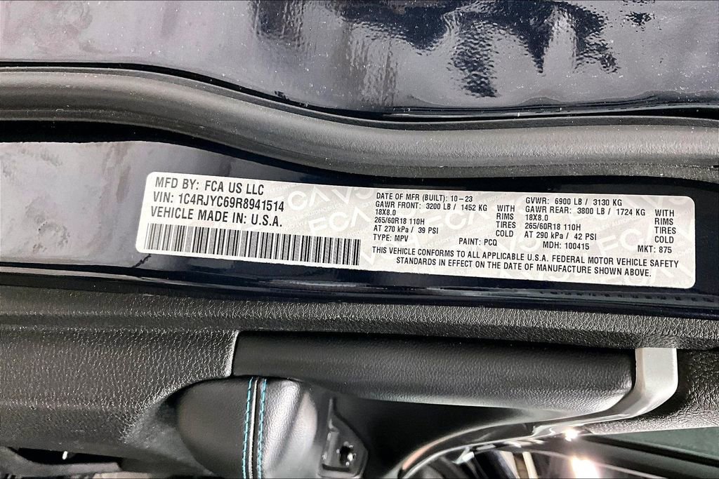Used 2024 Jeep Grand Cherokee Trailhawk image 43