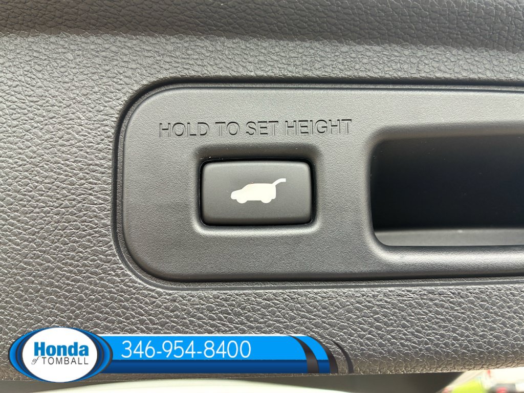 New 2026 Honda Odyssey Touring image 17