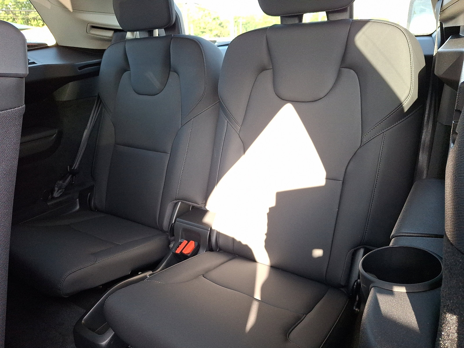 New 2026 Volvo XC90 B6 Plus w/ Protection Package Premier image 6