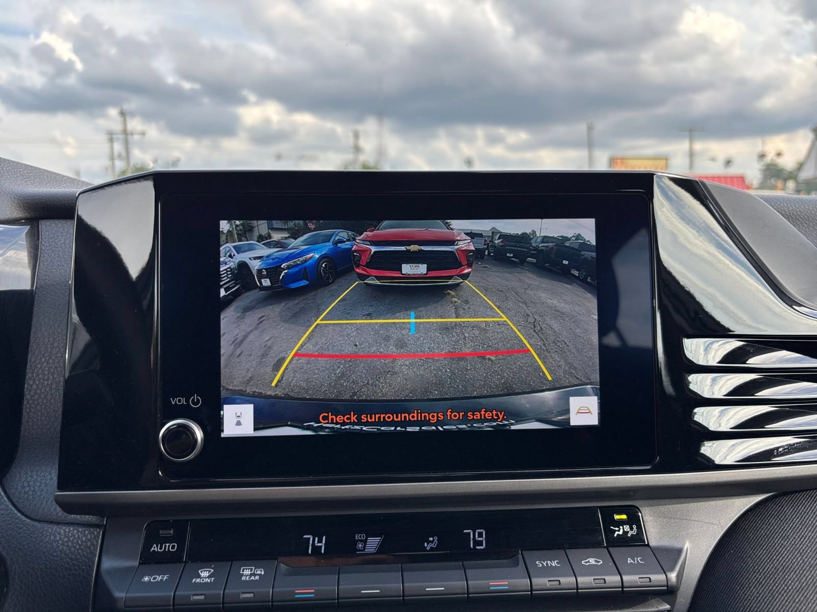 Used 2025 Toyota Camry LE FWD image 22
