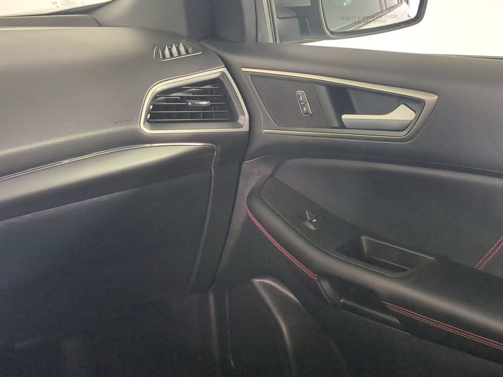 Used 2023 Ford Edge ST-Line AWD/4WD image 13