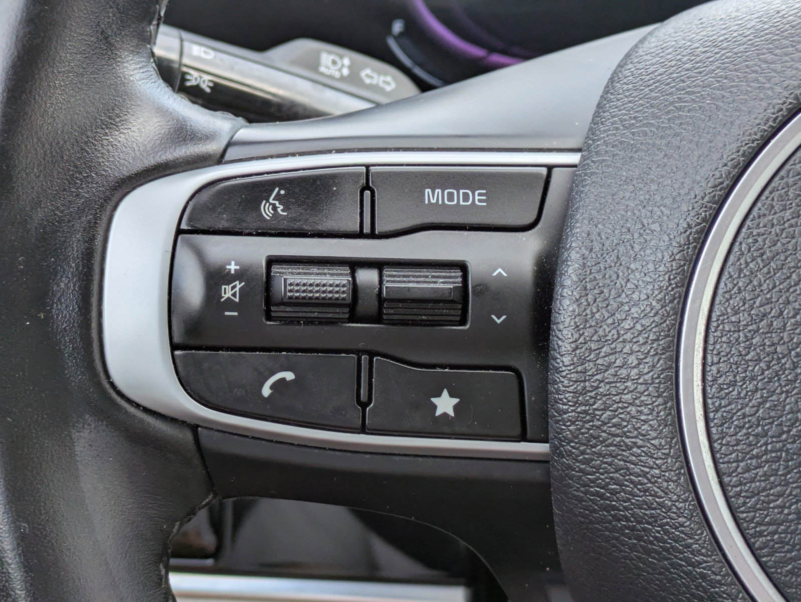 Certified 2023 Kia Sportage EX FWD image 19