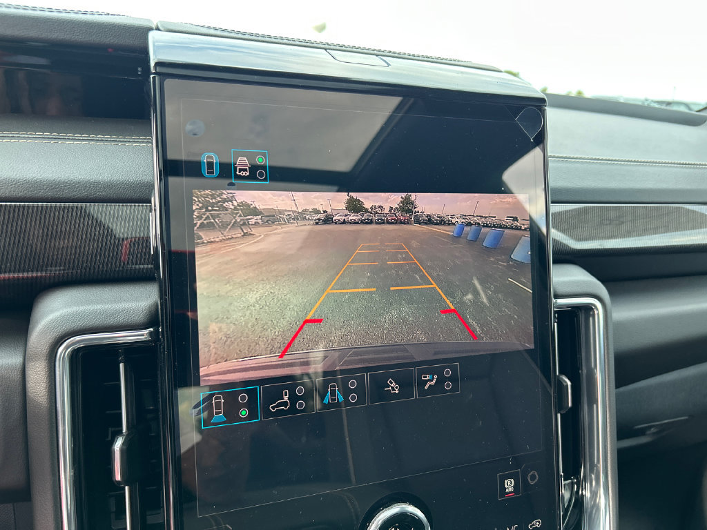 New 2026 GMC Yukon XL Elevation AWD/4WD image 25