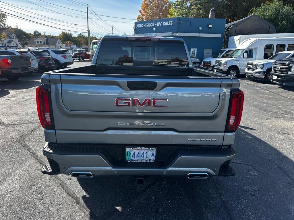 Used 2026 GMC Sierra 1500 Denali AWD/4WD image 4