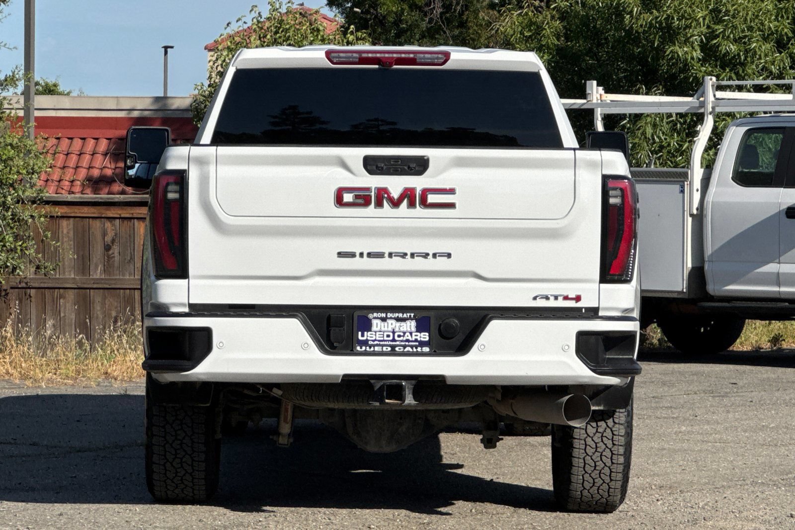 Used 2025 GMC Sierra 2500 AT4 AWD/4WD image 5