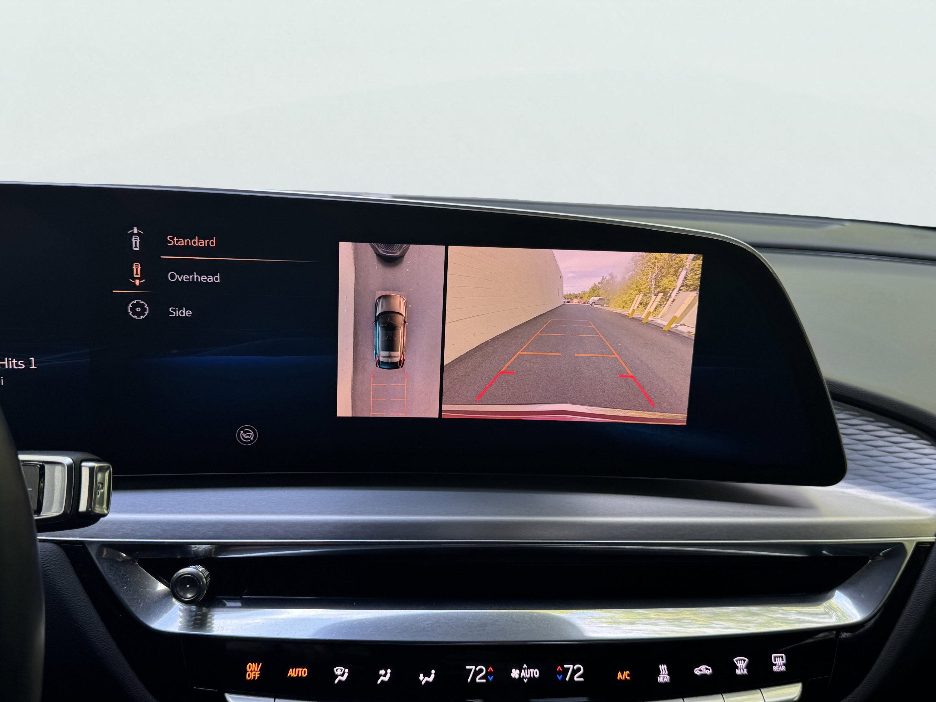 Used 2024 Cadillac Lyriq Luxury w/ LPO, Floor Liner Package image 18