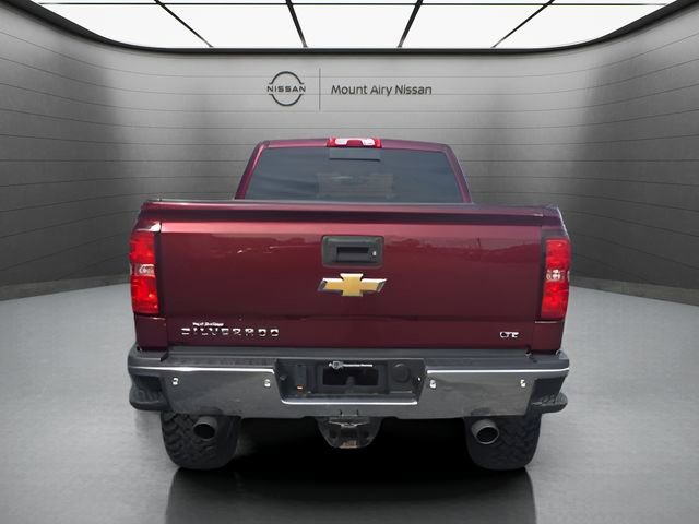 Used 2017 Chevrolet Silverado 2500 LTZ w/ Vortec Plus Package AWD/4WD image 5