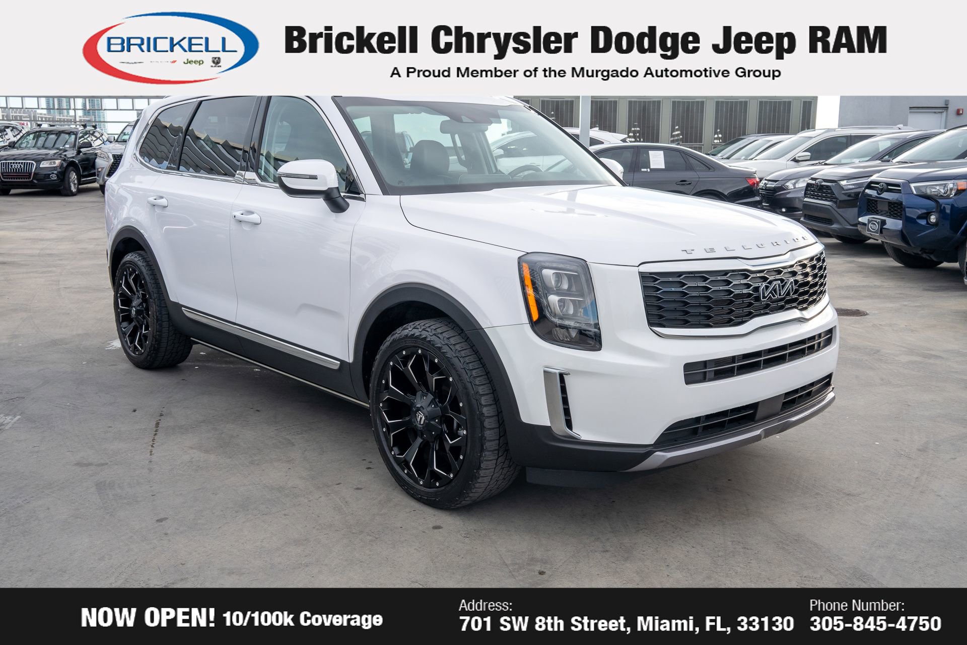 Used 2022 Kia Telluride EX w/ EX Premium Package image 3