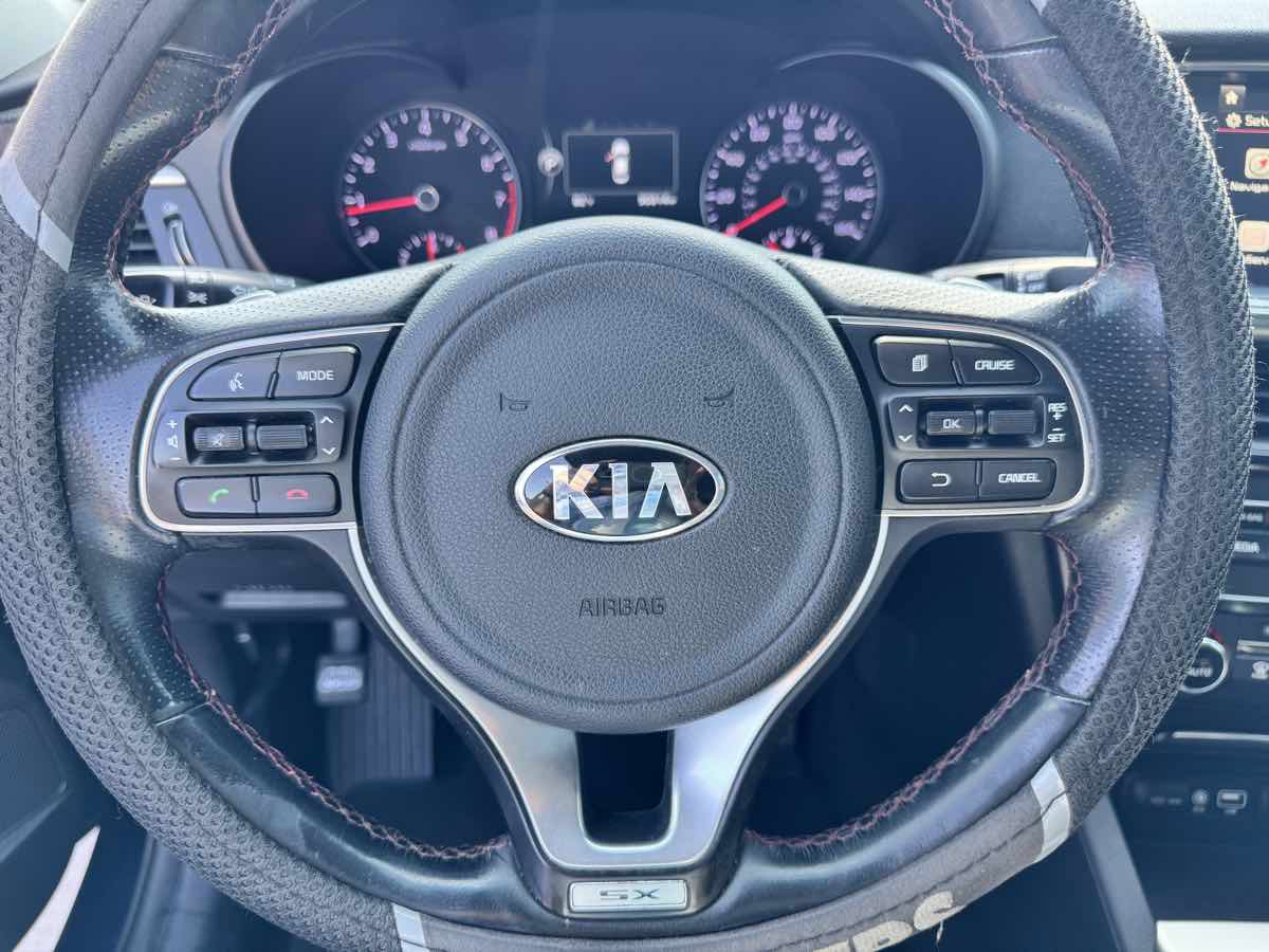 Used 2017 Kia Optima SX FWD image 38