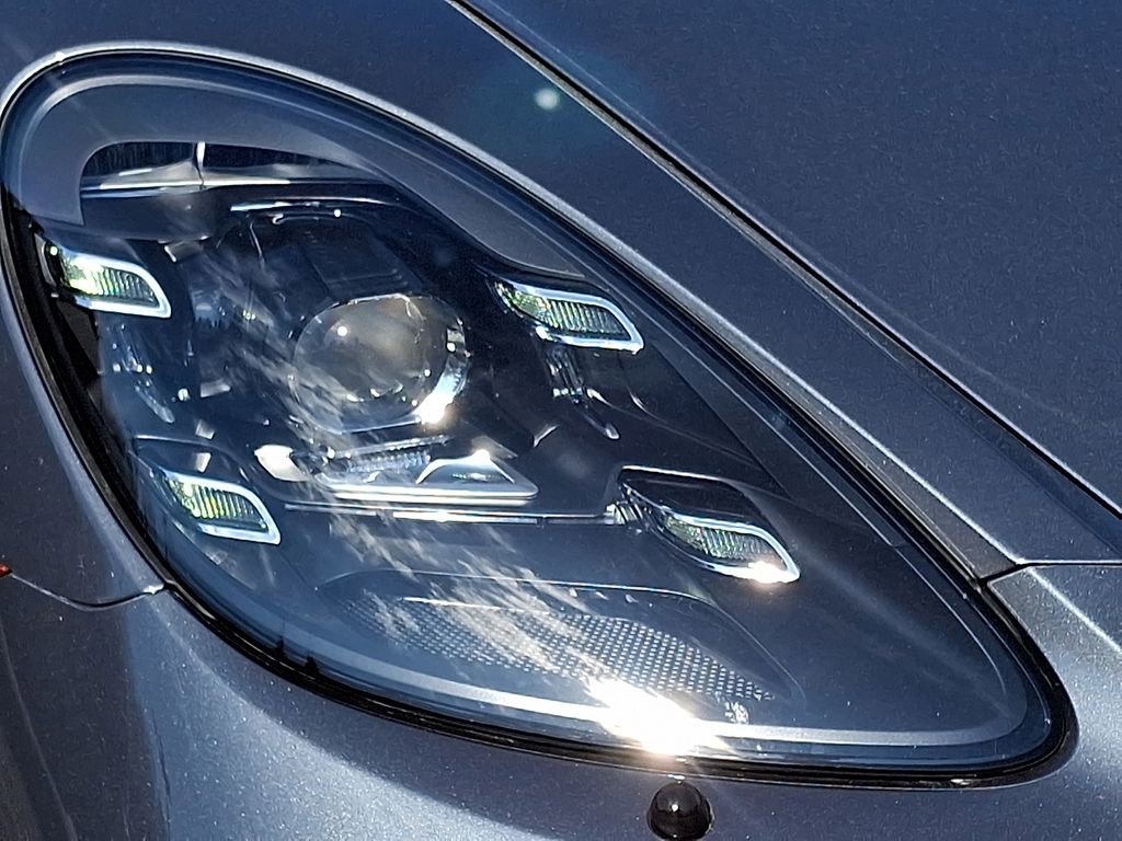 Used 2025 Porsche 718 Cayman GTS image 12