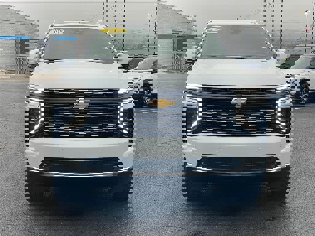 New 2026 Chevrolet Suburban High Country image 2