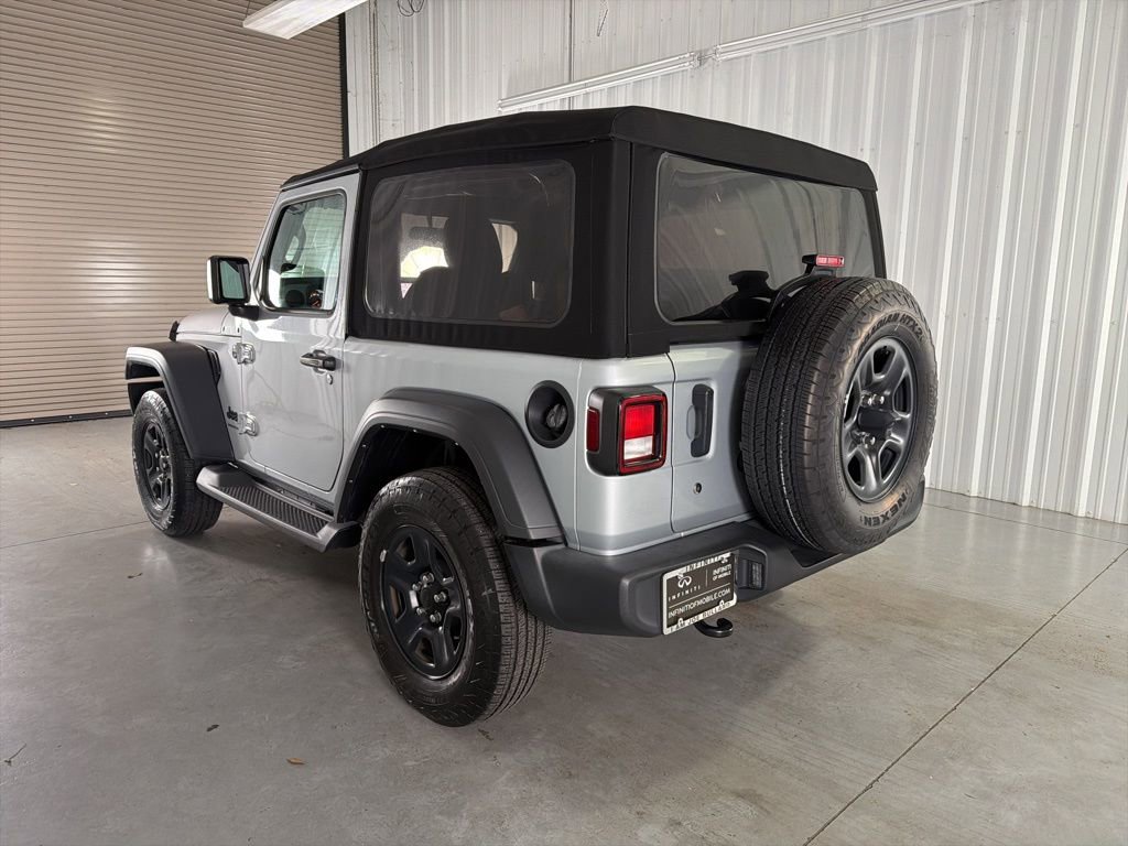 Used 2024 Jeep Wrangler Sport image 5