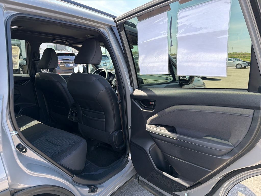 Used 2026 Subaru Forester Premium w/ Base/Premium Package image 28
