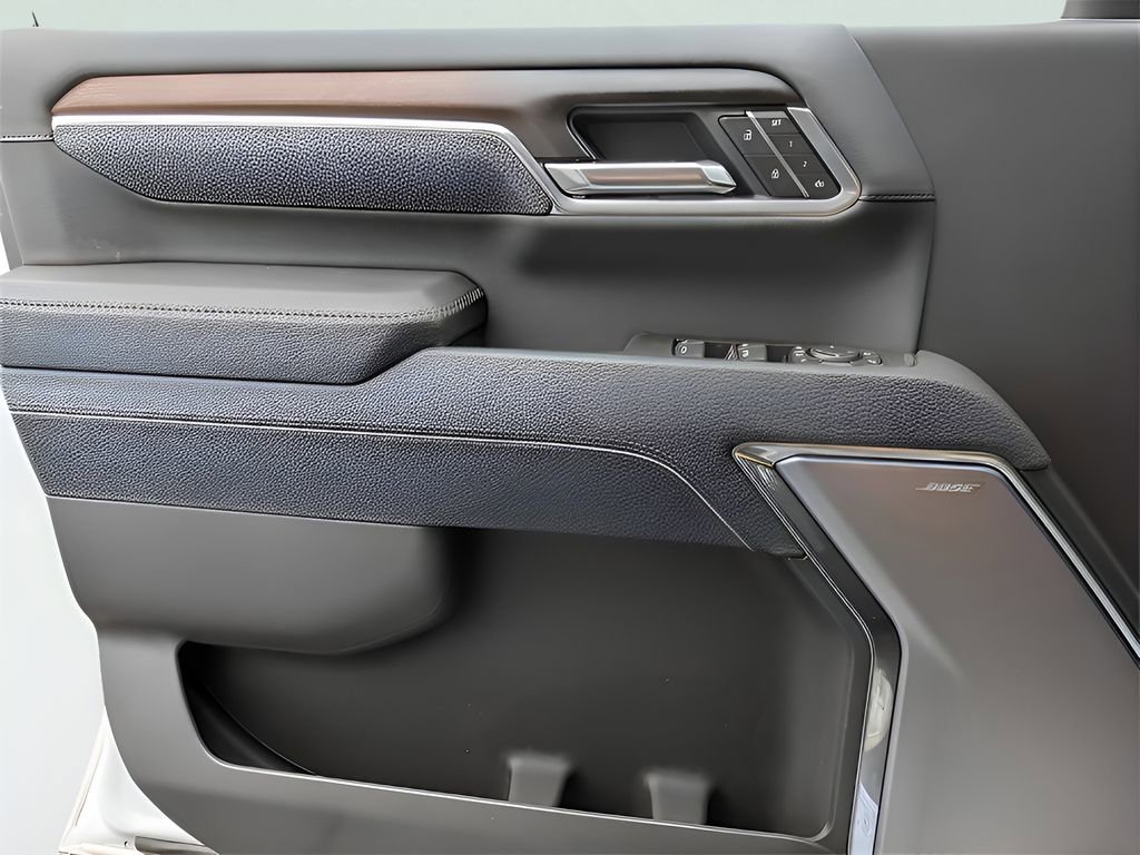 New 2025 GMC Sierra 2500 Denali w/ Denali Reserve Package image 27