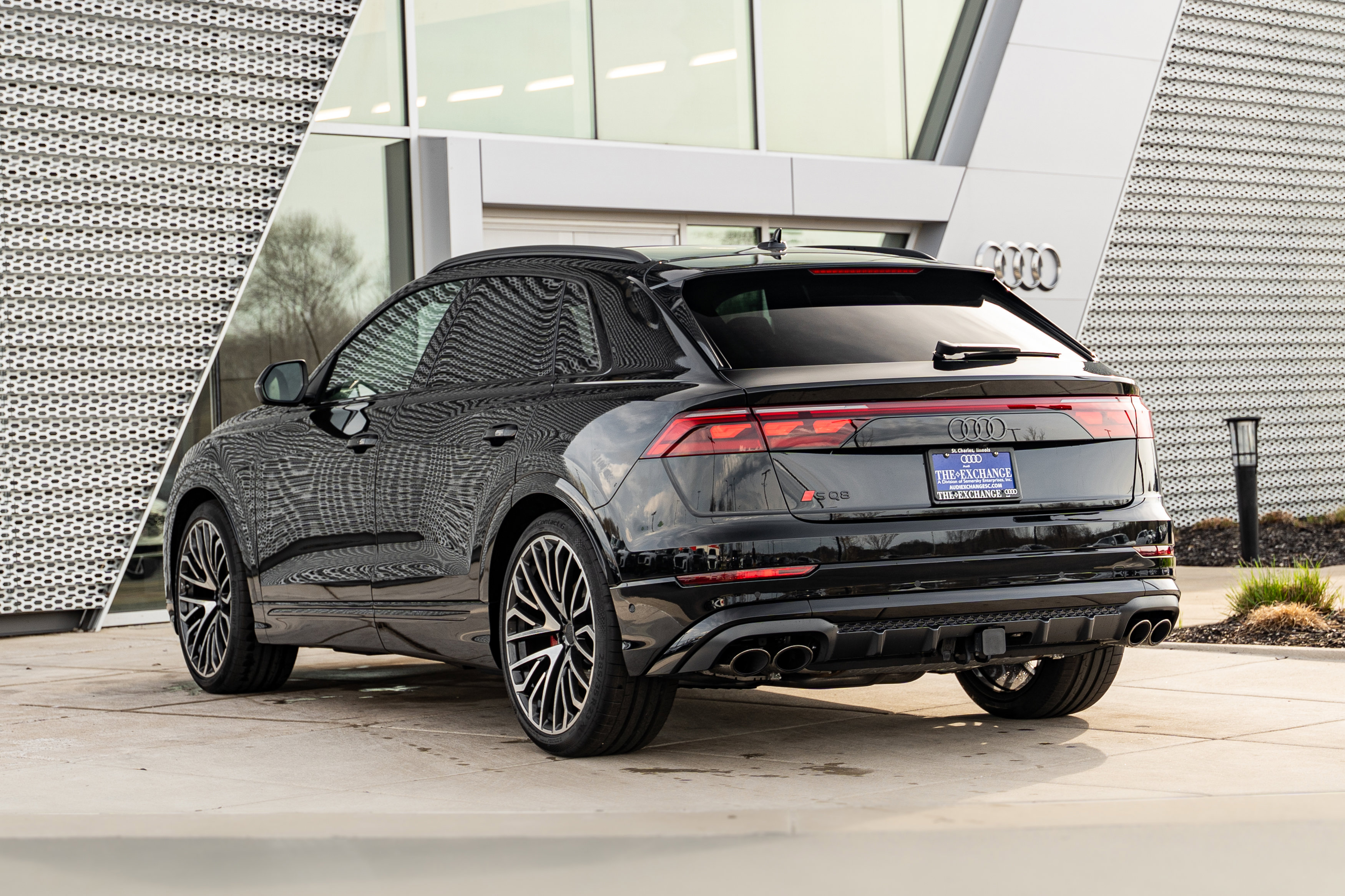New 2026 Audi SQ8 Prestige AWD/4WD image 5