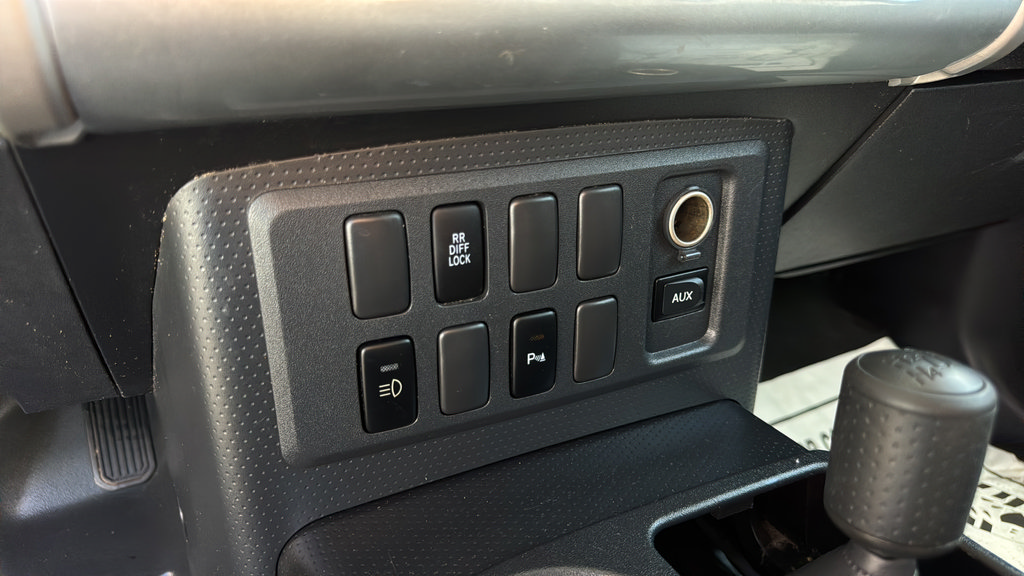 Used 2008 Toyota FJ Cruiser 4WD image 33