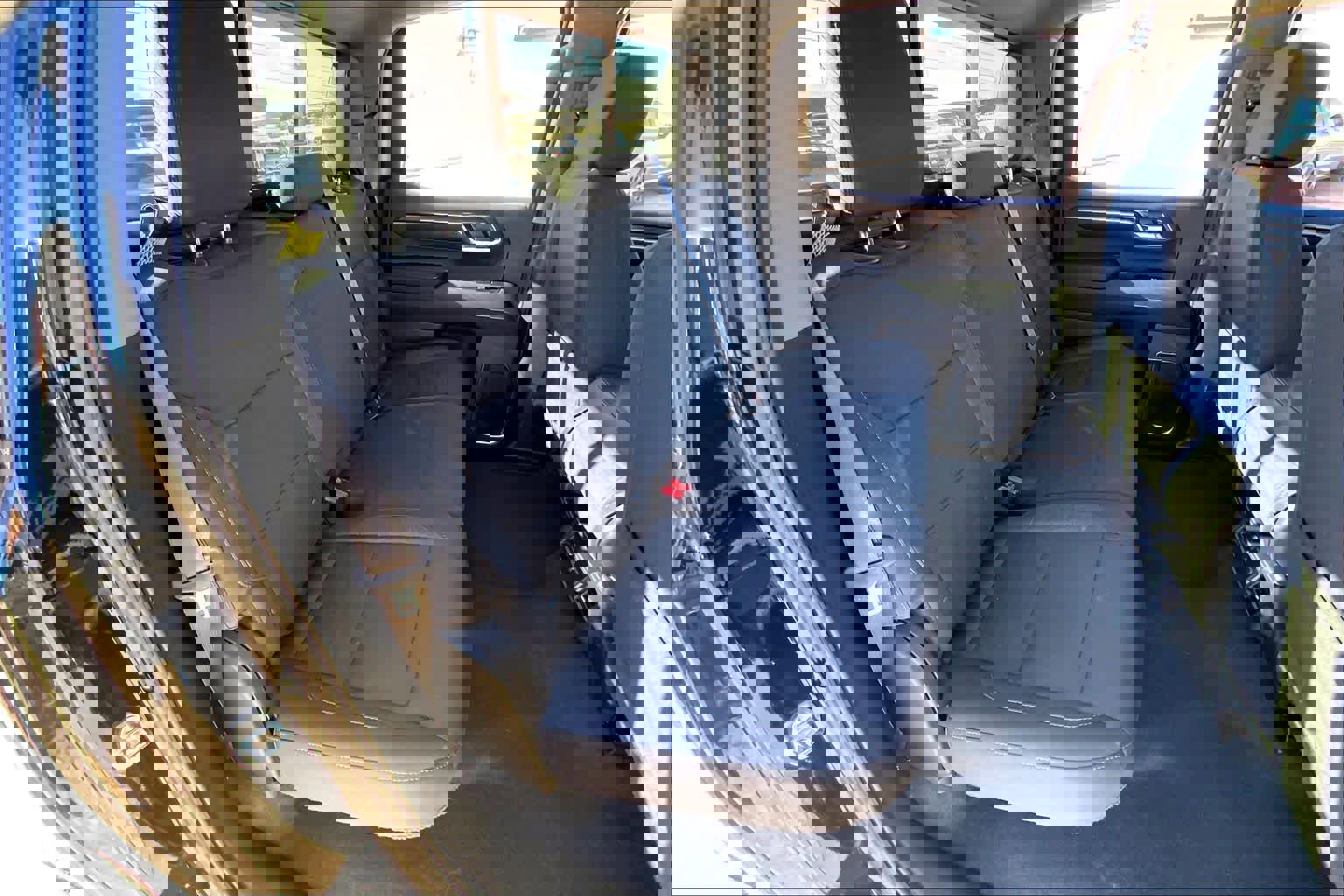 Used 2024 Chevrolet Silverado 1500 LT w/ Z71 Off-Road Package image 18