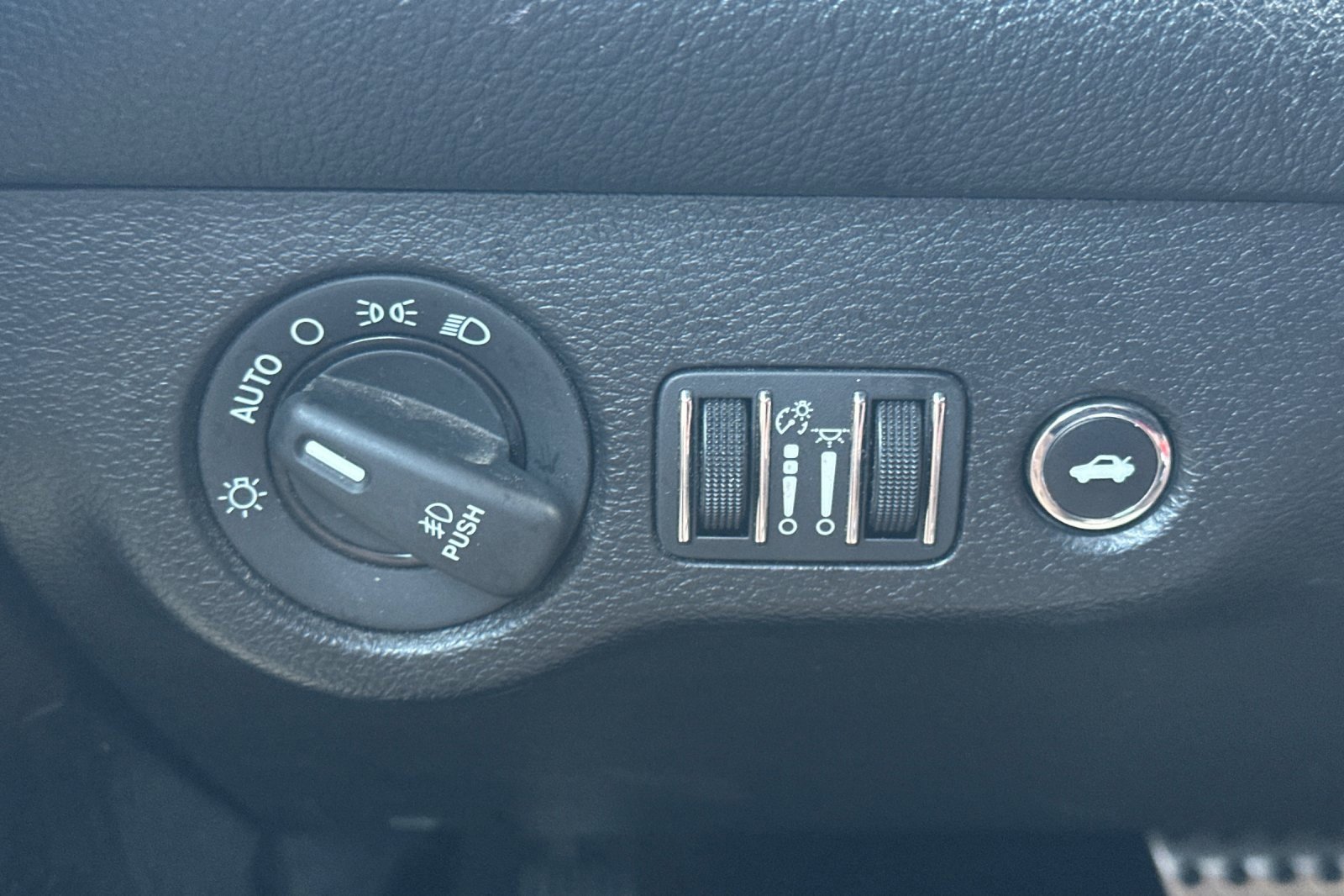 Used 2018 Dodge Challenger SXT Plus image 24