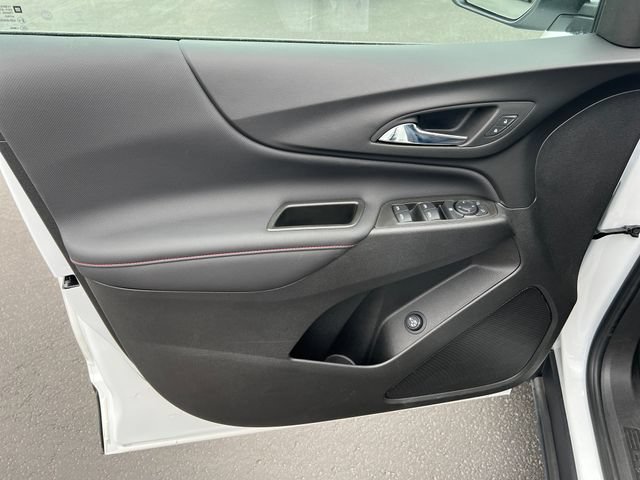 Used 2024 Chevrolet Equinox RS w/ LPO, Floor Liner Package FWD image 22