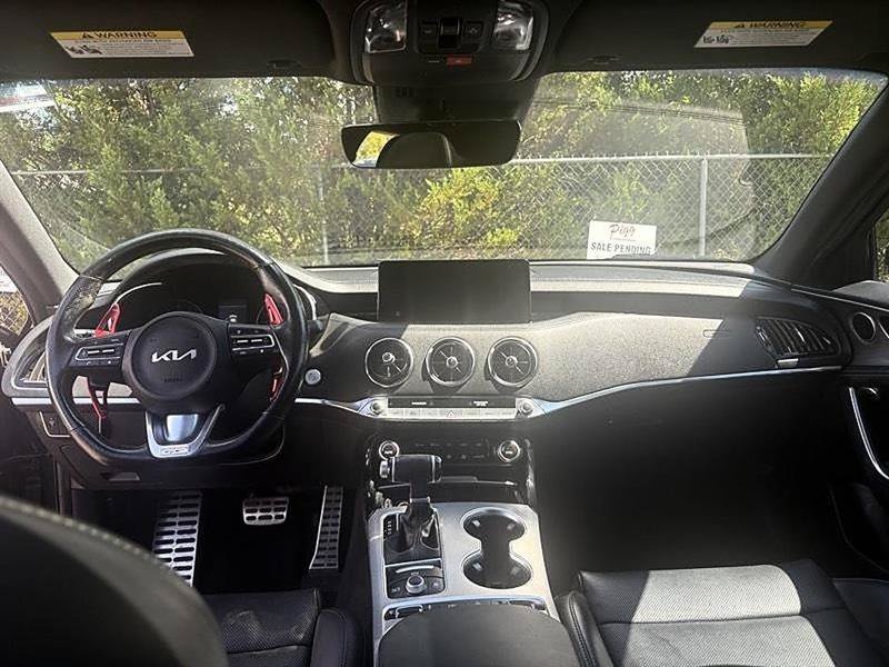 Used 2022 Kia Stinger GT1 RWD image 14