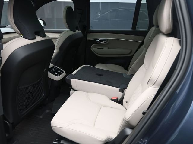 Used 2026 Volvo XC90 B6 Plus w/ Protection Package Premier image 23