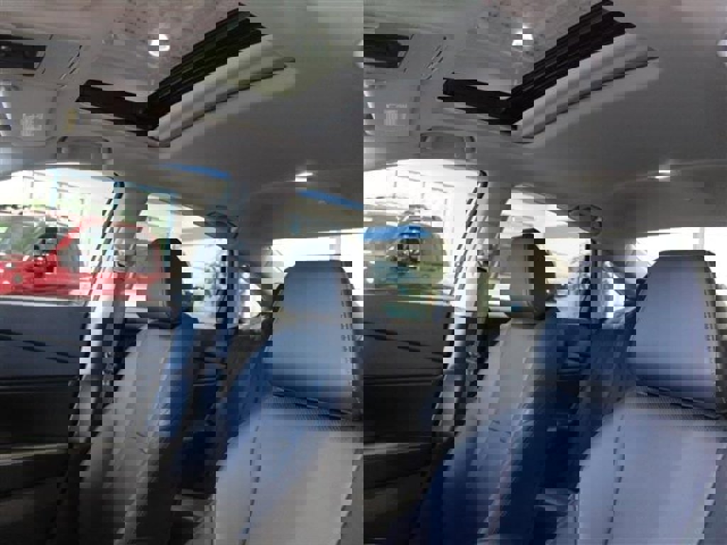 Used 2024 Honda Accord Touring image 7