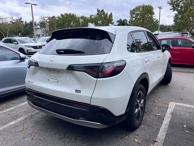 Certified 2025 Honda HR-V EX-L image 6